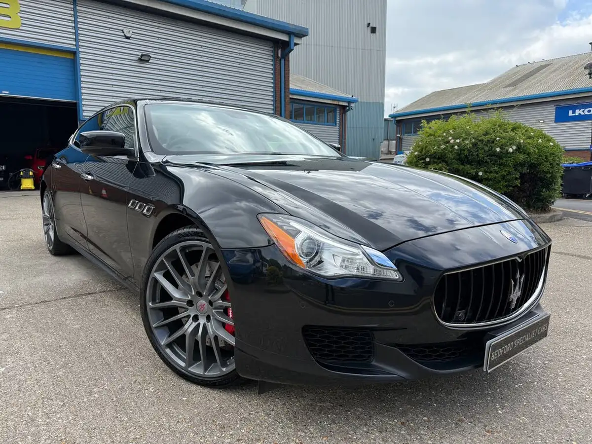 2015-maserati-quattroporte-38-gts-big-0