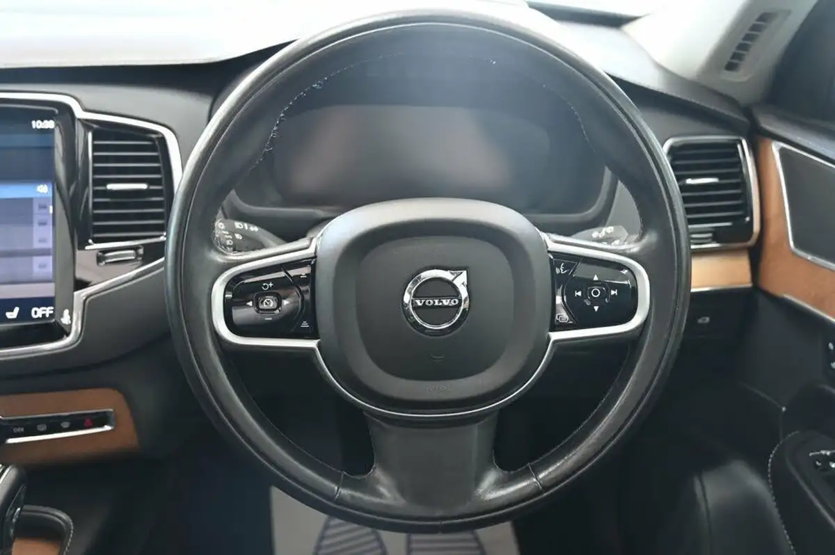 2018-volvo-xc90-20td-d5-inscription-pro-4x4-big-14
