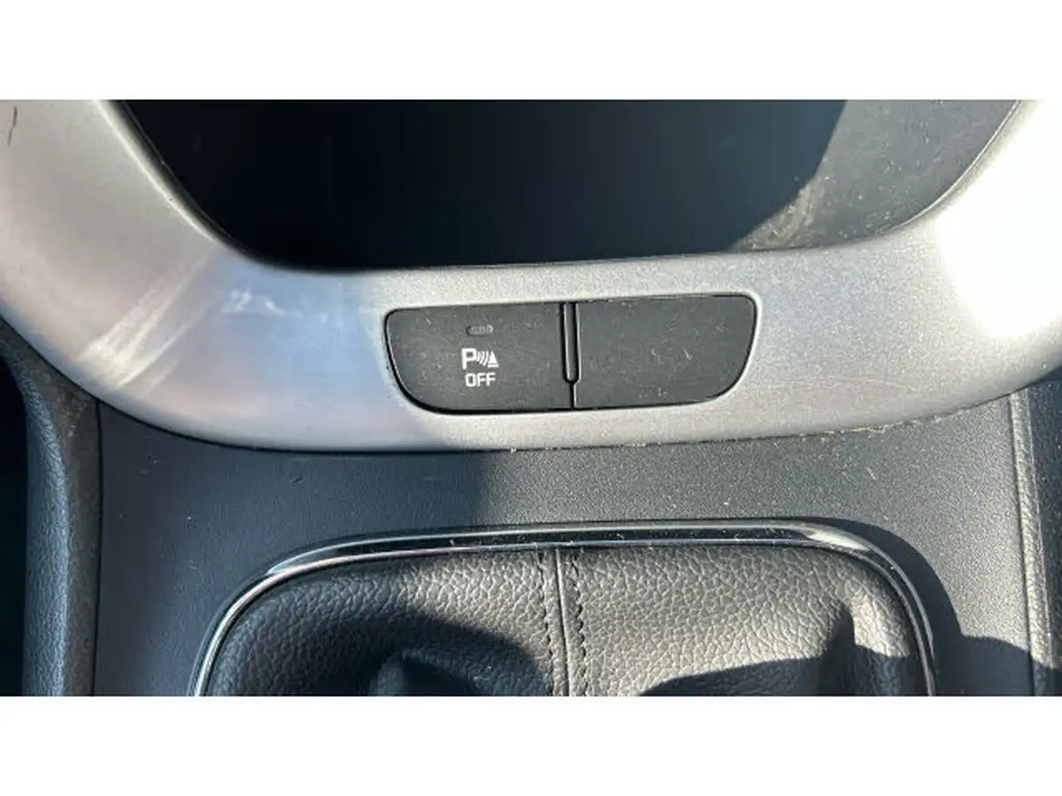 2017-kia-pro-ceed-16-gdi-2-big-29