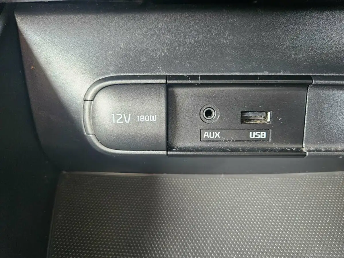 2014-kia-soul-16-connect-plus-big-11