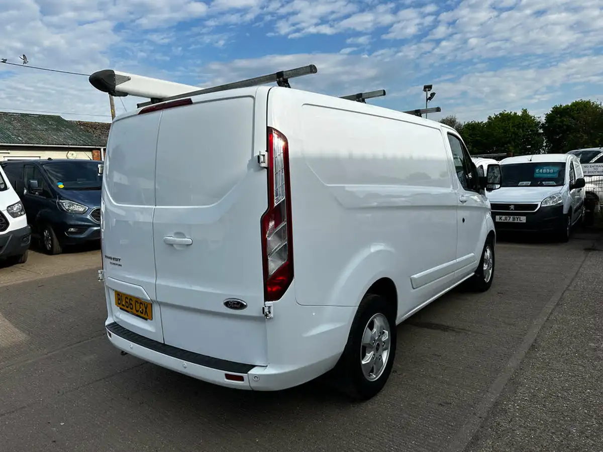 2016-ford-transit-custom-20tdci-270-l1h2-limited-130pseu6-big-9