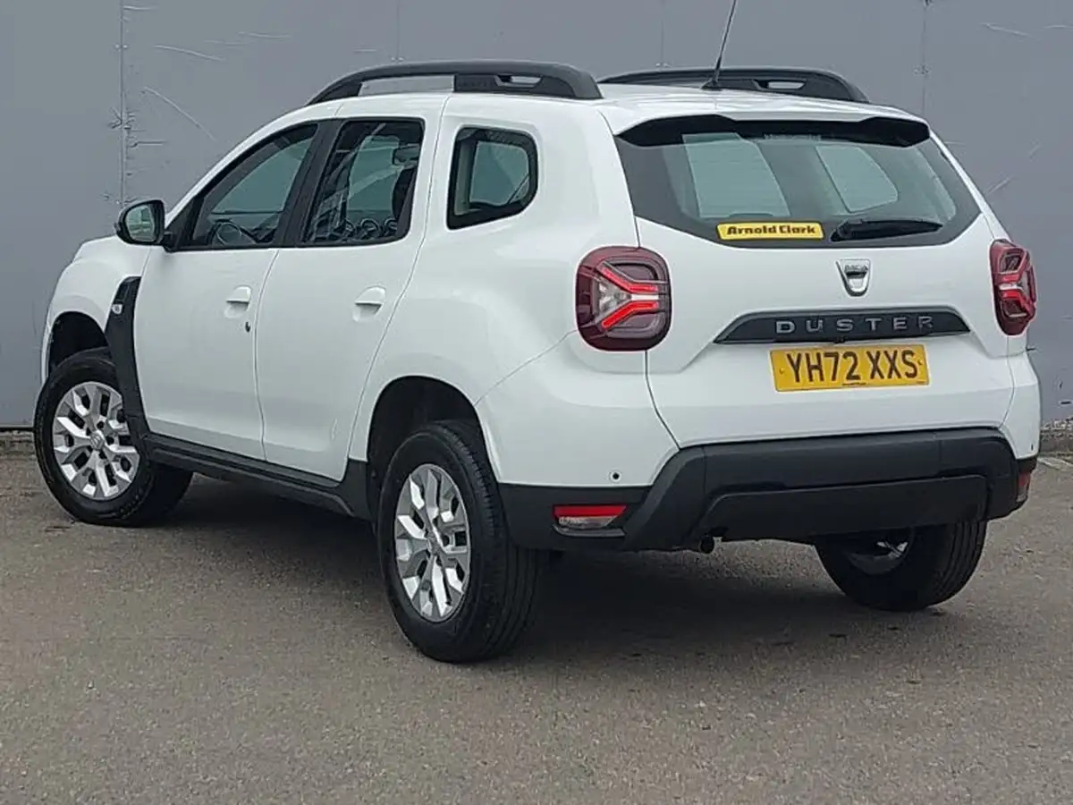 2022-dacia-duster-13-tce-comfort-130hpeu6d-4x2-window-van-big-1