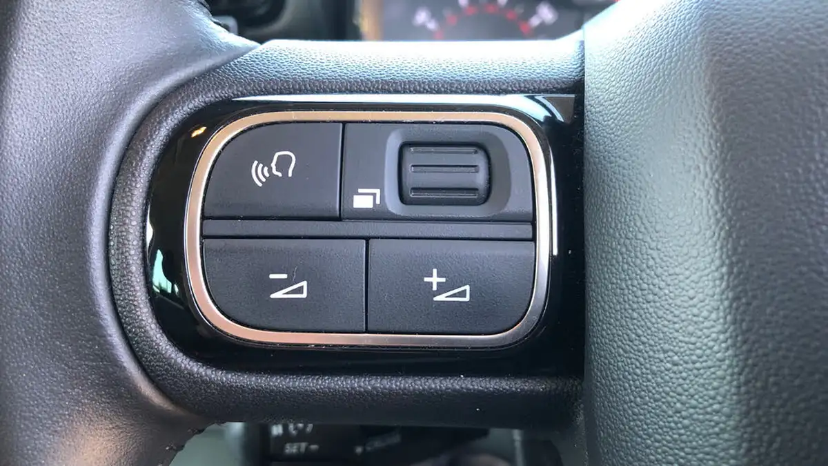 2022-citroen-c3-aircross-12-puretech-c-series-edition-big-22