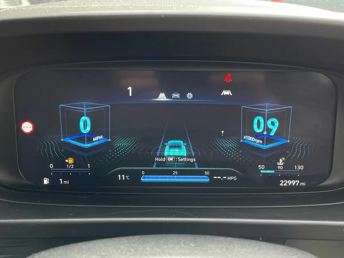2022-hyundai-i20-10-t-gdi-se-connect-eclutch-imt-big-13