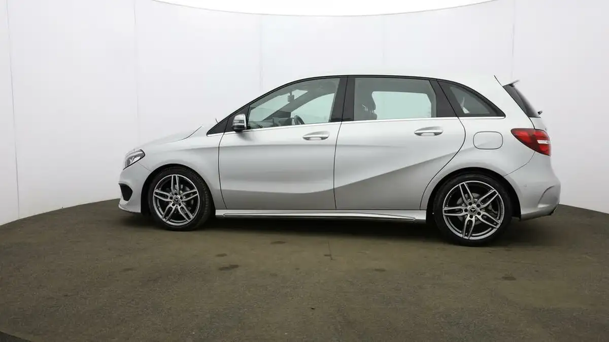 2018-mercedes-benz-b-class-16-b200-amg-line-156ps-premium-plusss-7g-dct-big-65