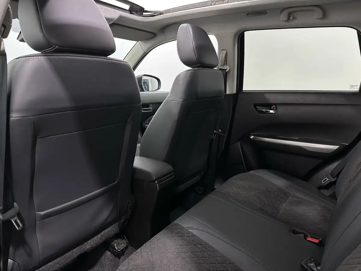 2021-suzuki-vitara-14-boosterjet-sz5-big-33