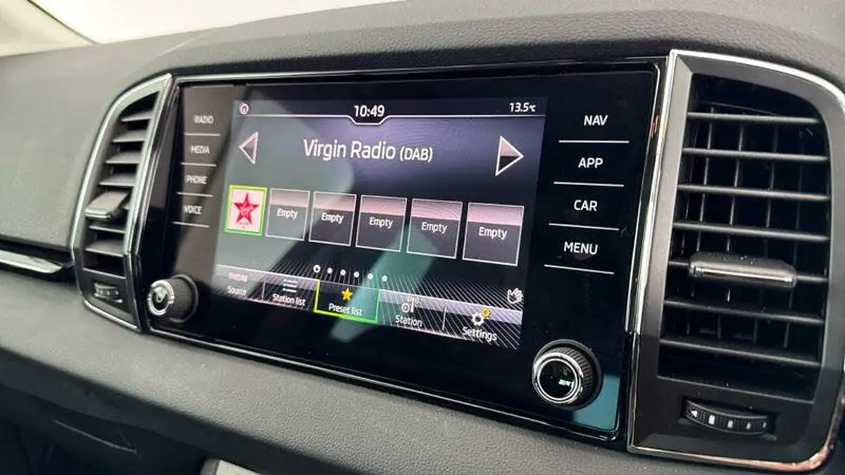 2022-skoda-karoq-10-tsi-se-l-big-6