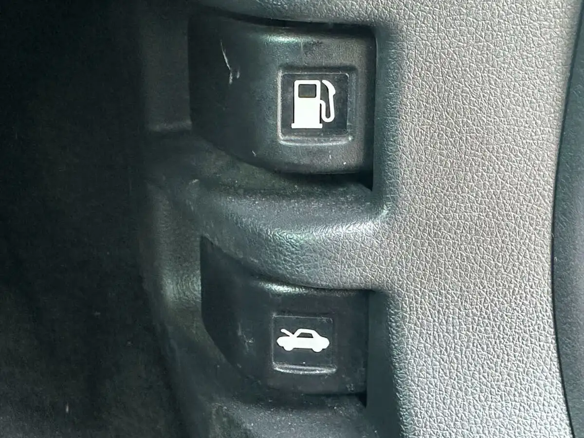 2023-honda-cr-v-20-i-mmd-sr-awd-big-14