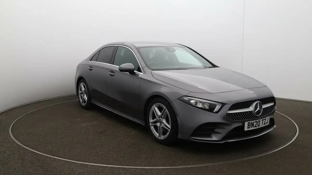 2020-mercedes-benz-a-class-13-a200-amg-line-saloon-4d-7g-dct-big-41