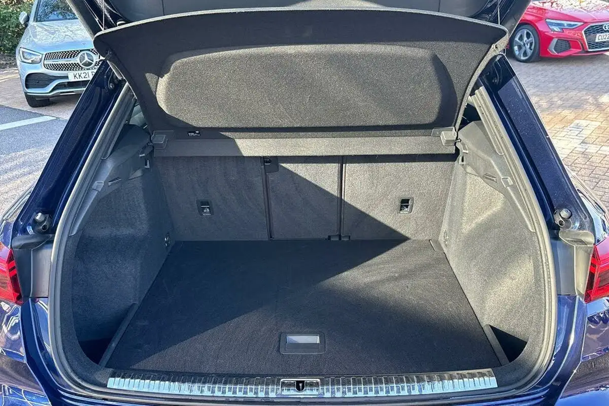 2022-audi-q3-20-40-tfsi-black-edition-station-wagon-big-17