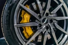 2017-aston-martin-db11-52-v12-small-14