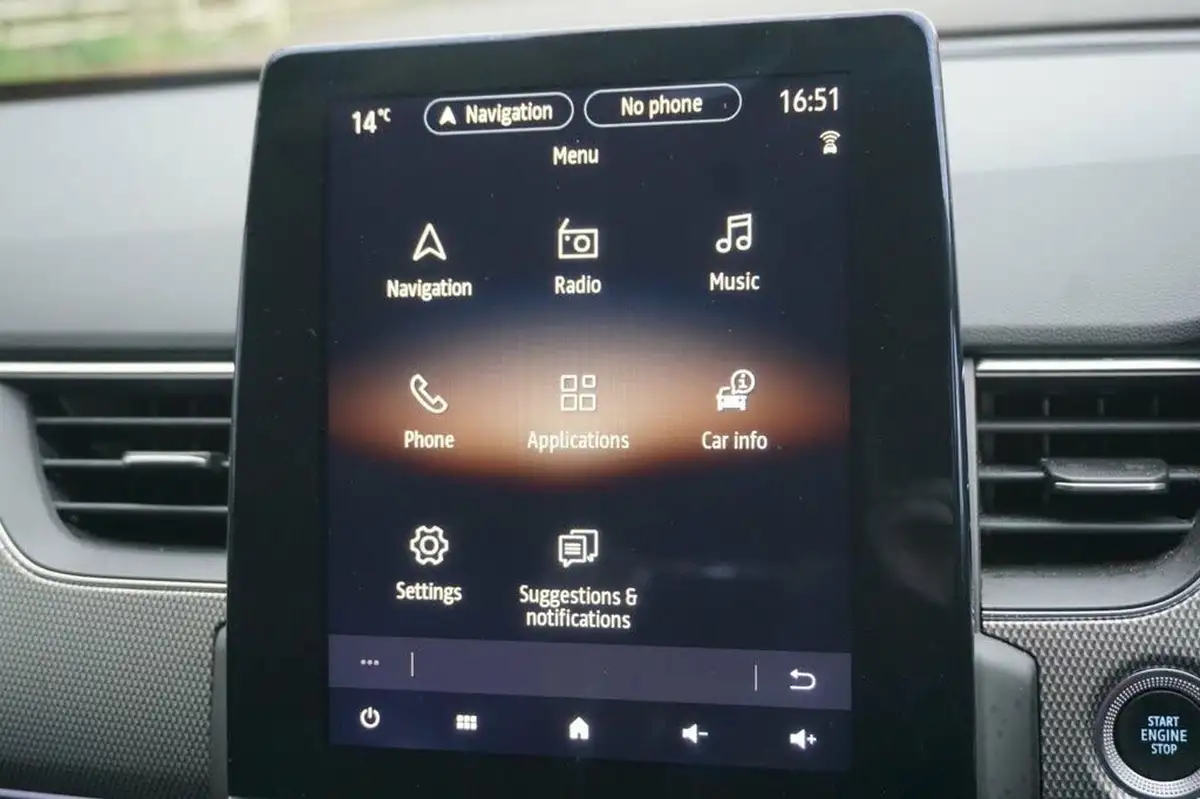 2022-renault-arkana-16-s-edition-big-12