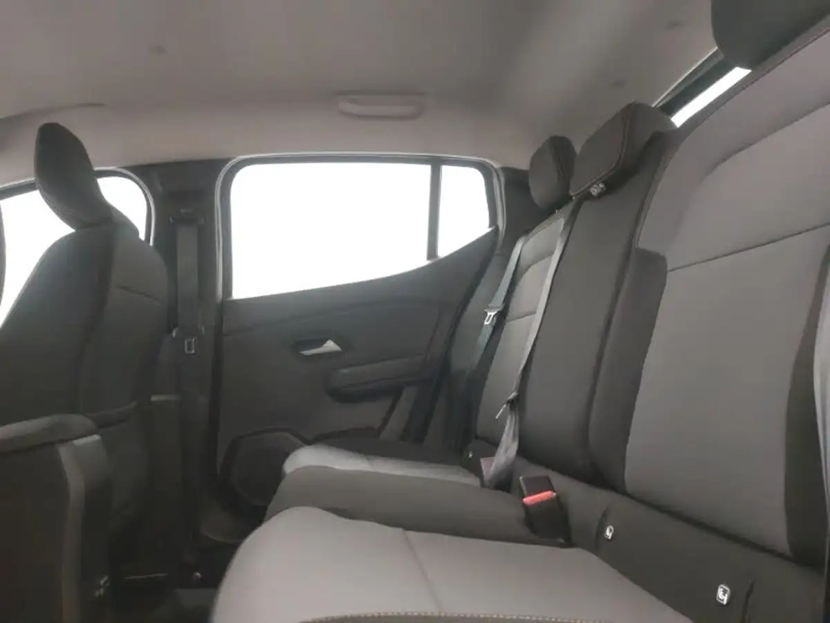 2023-dacia-sandero-stepway-10-tce-essential-90bhp-big-5