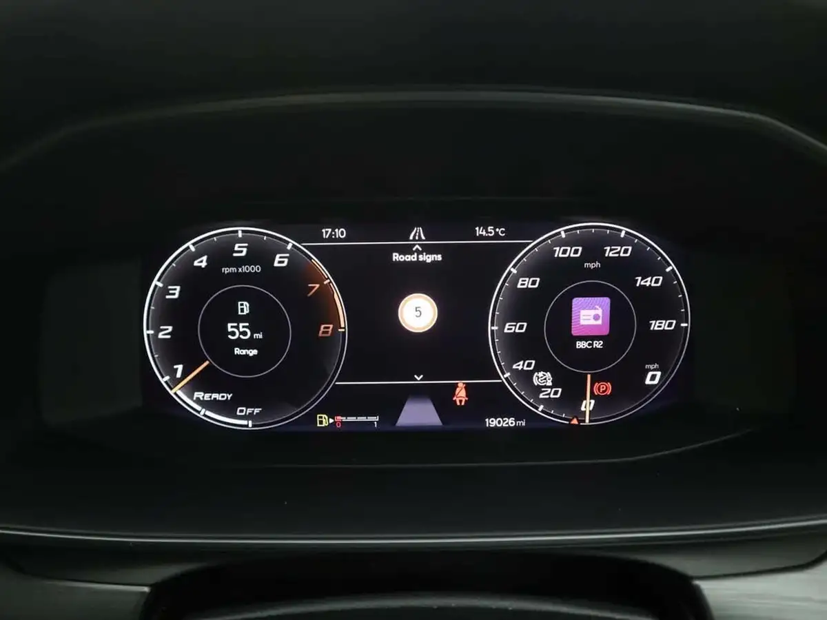 2022-cupra-formentor-15-tsi-v2-big-14