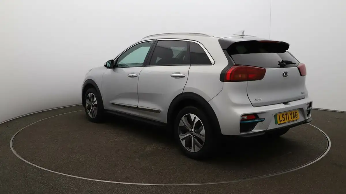 2021-kia-e-niro-ev-4-big-65