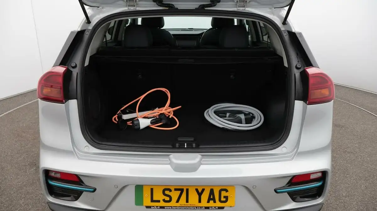 2021-kia-e-niro-ev-4-big-17
