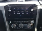 2021-volkswagen-passat-15-tsi-sel-estate-5d-dsg-small-15
