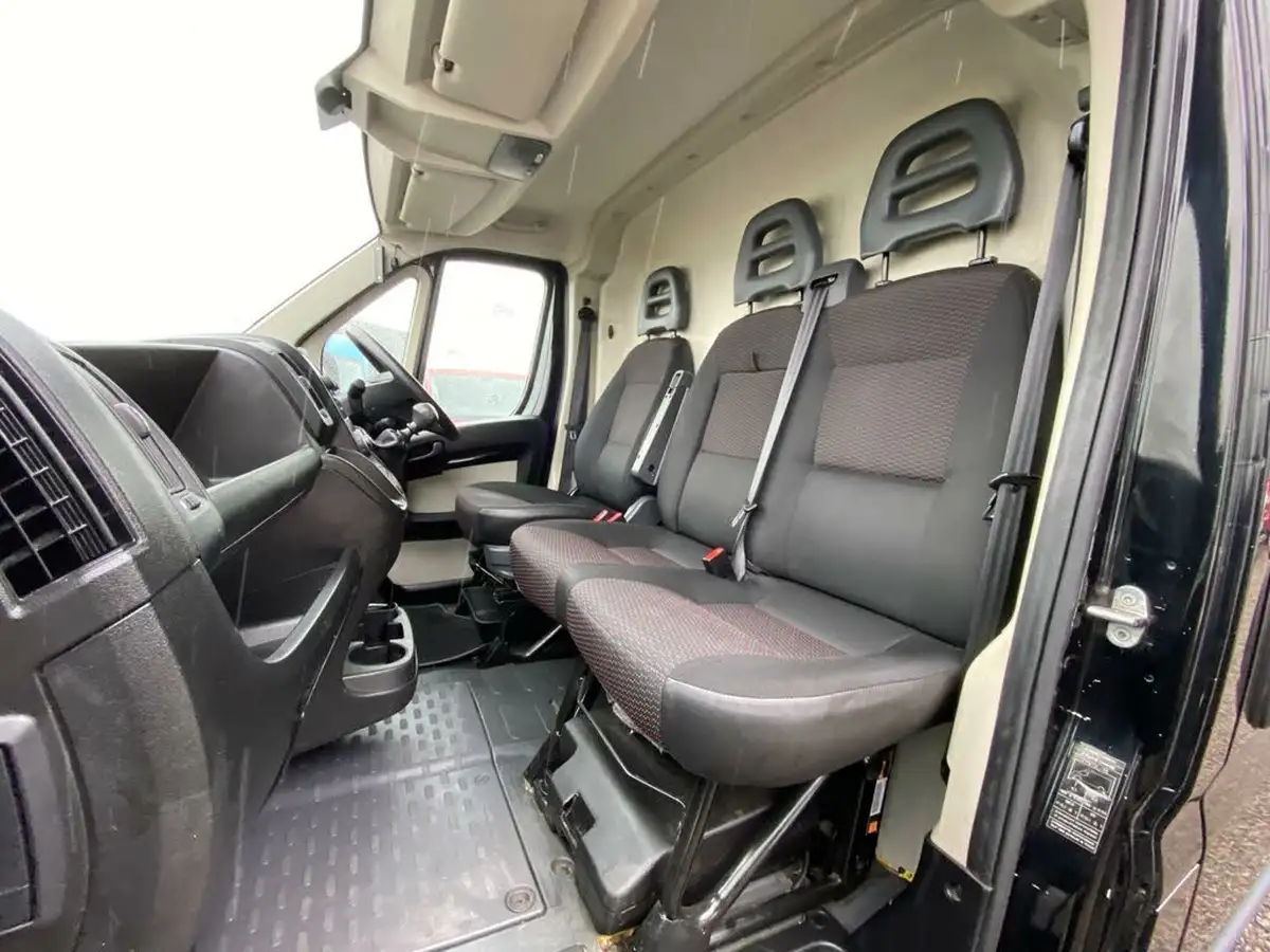 2017-citroen-relay-20bluehdi-35-l2h1-enterprise-big-56