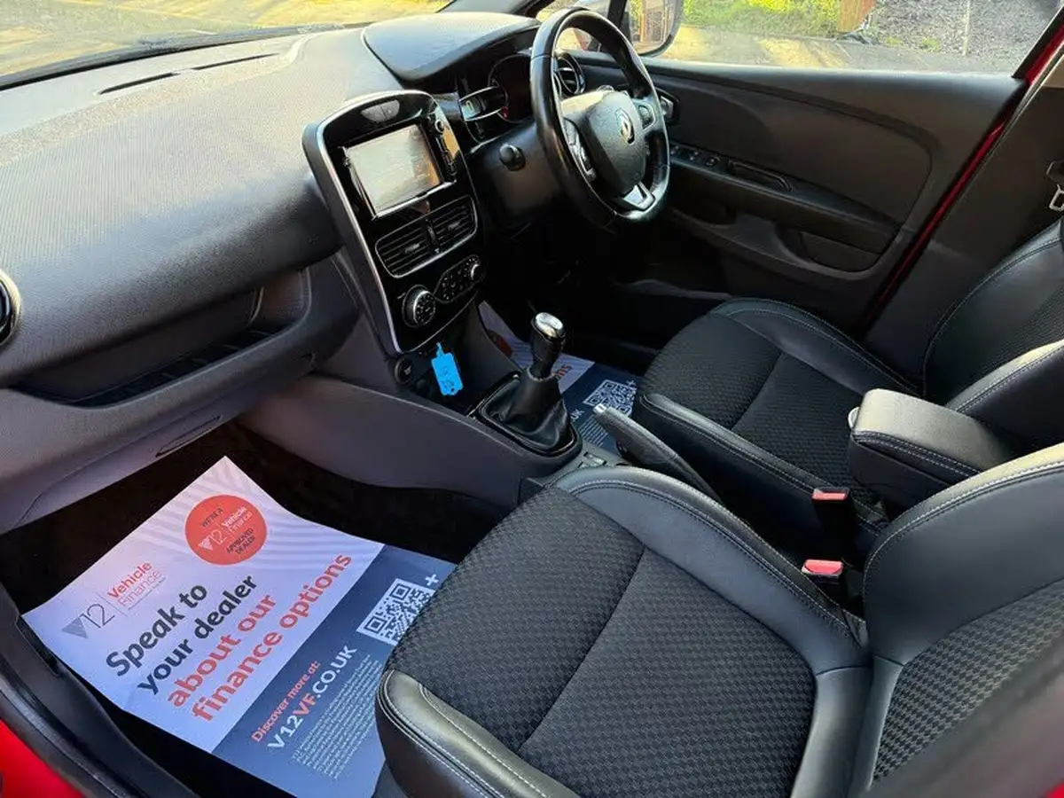 2017-renault-clio-15dci-dynamique-s-nav-90bhp-big-23