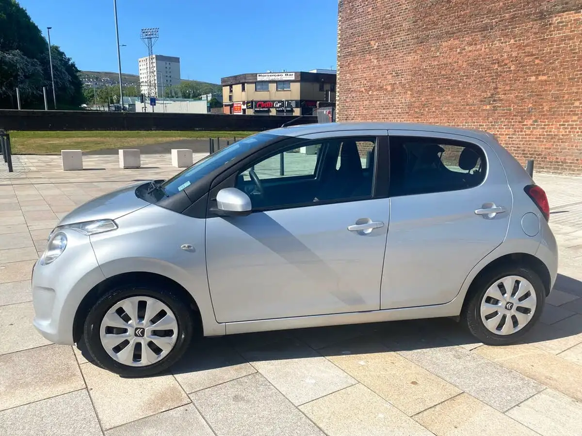 2015-citroen-c1-10-vti-feel-5d-big-9