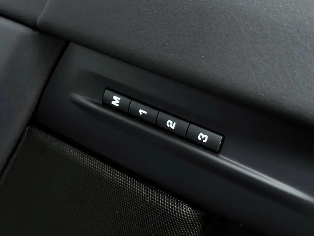 2023-land-rover-range-rover-evoque-20-d200-dynamic-se-big-27