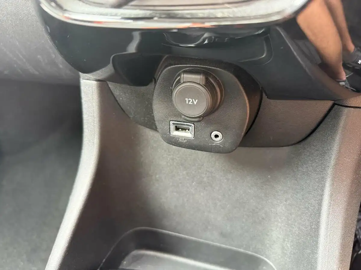 2014-toyota-aygo-10-vvt-i-x-cite-5d-big-24