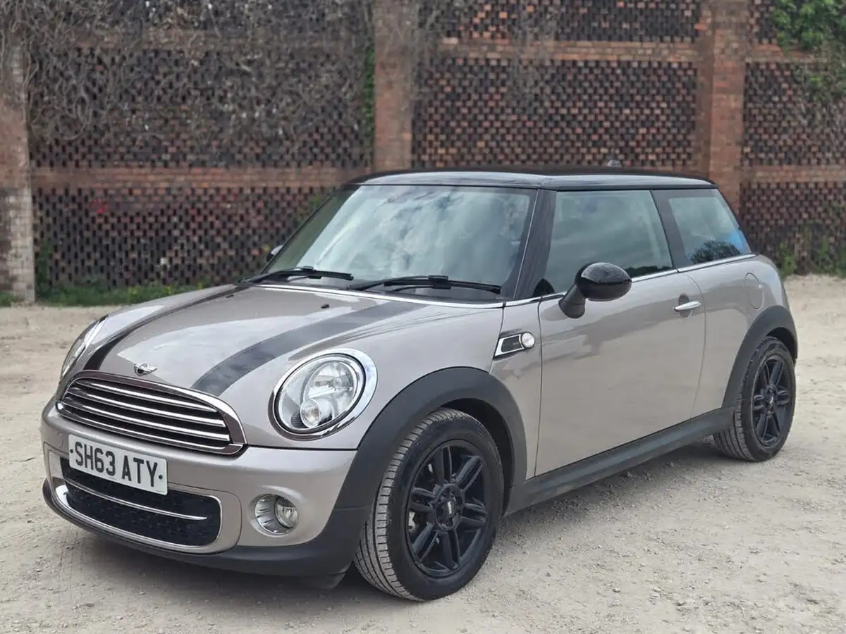 2013-mini-cooper-16td-cooper-d-baker-street-big-6