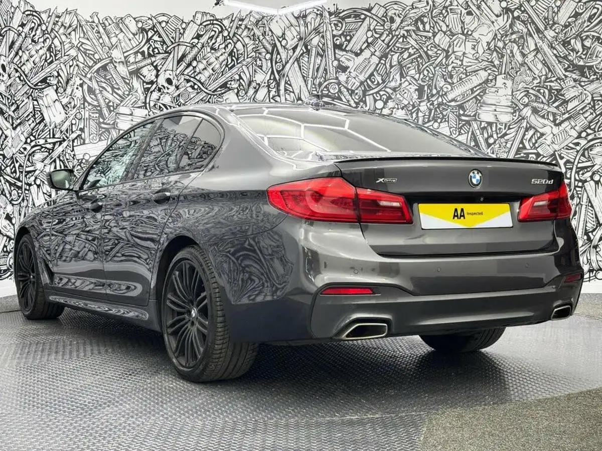2019-bmw-5-series-20td-520d-m-sport-188bhp-xdrive-tech-pack-saloon-4d-big-8