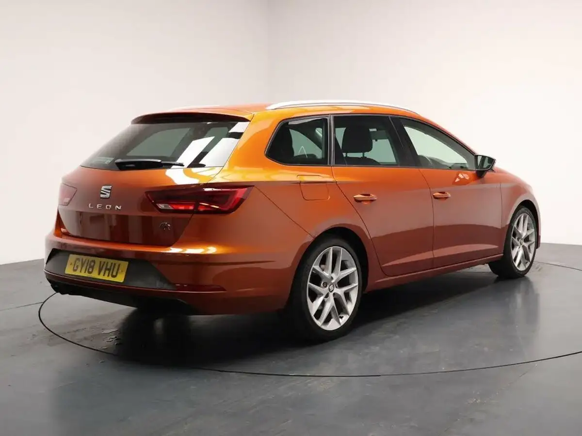 2018-seat-leon-18-tsi-fr-technology-estate-5d-dsg-big-11