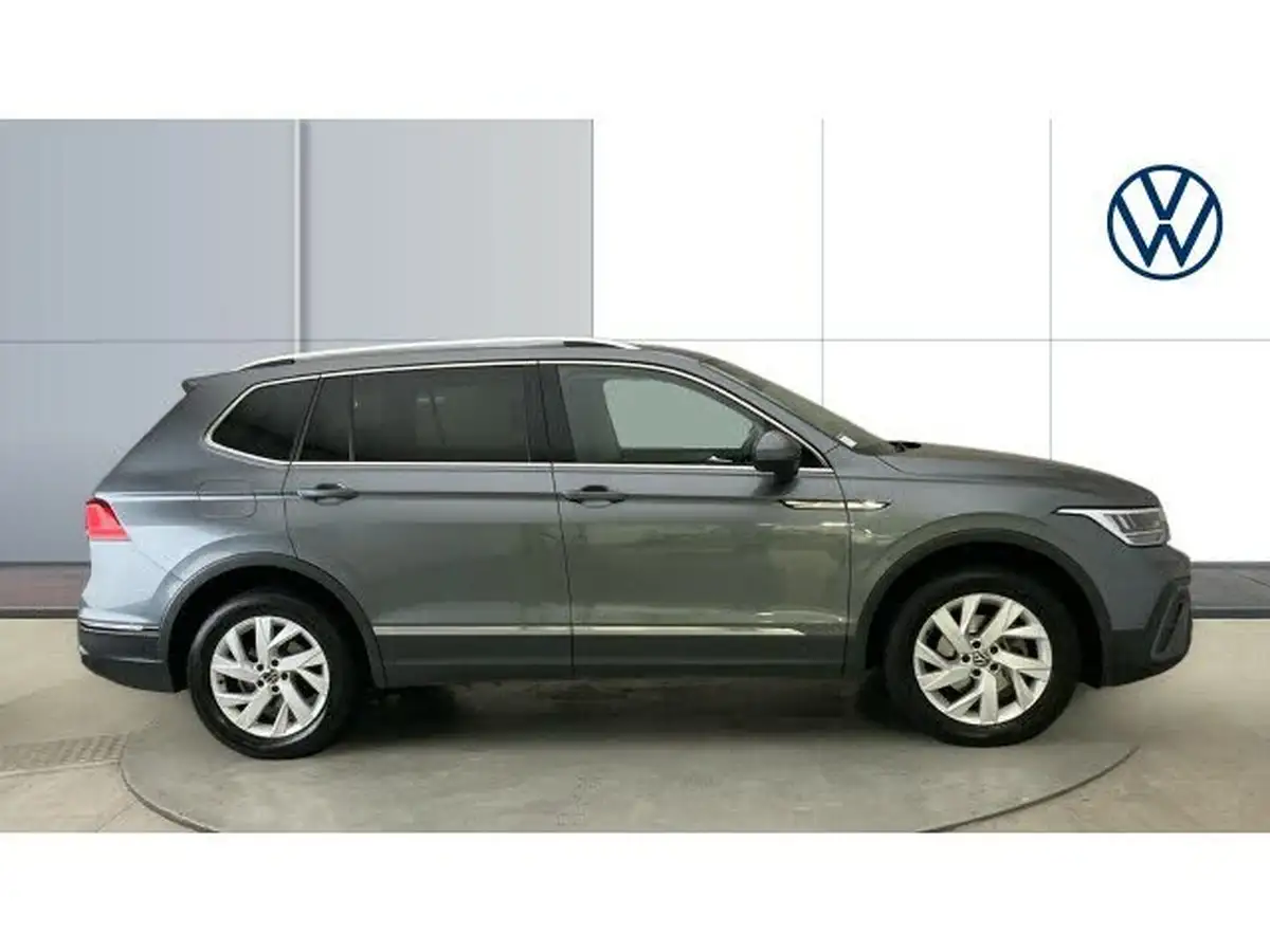 2022-volkswagen-tiguan-allspace-15-tsi-life-dsg-big-3