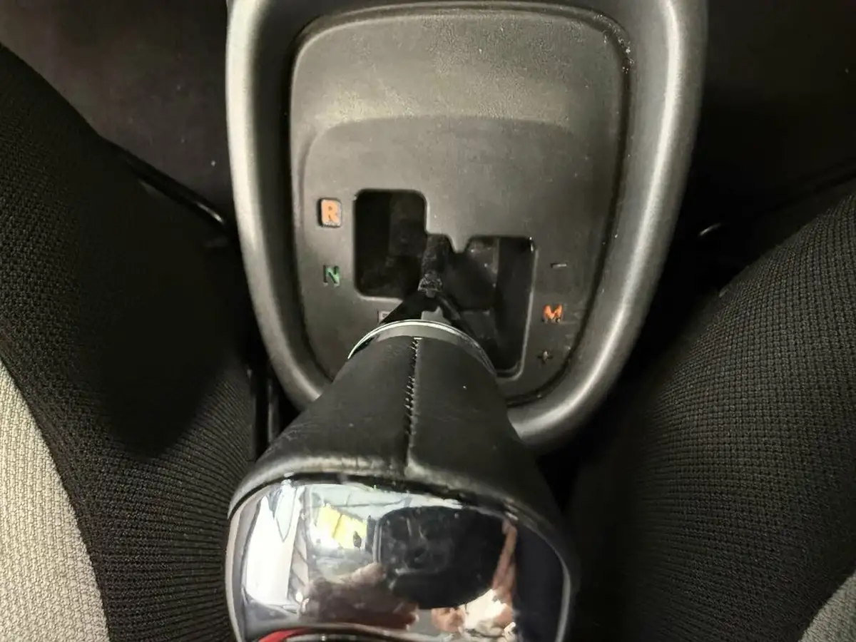 2021-toyota-aygo-10-vvt-i-x-play-tss-x-shift-big-24