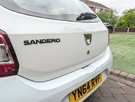 2014-dacia-sandero-12-ambiance-small-12