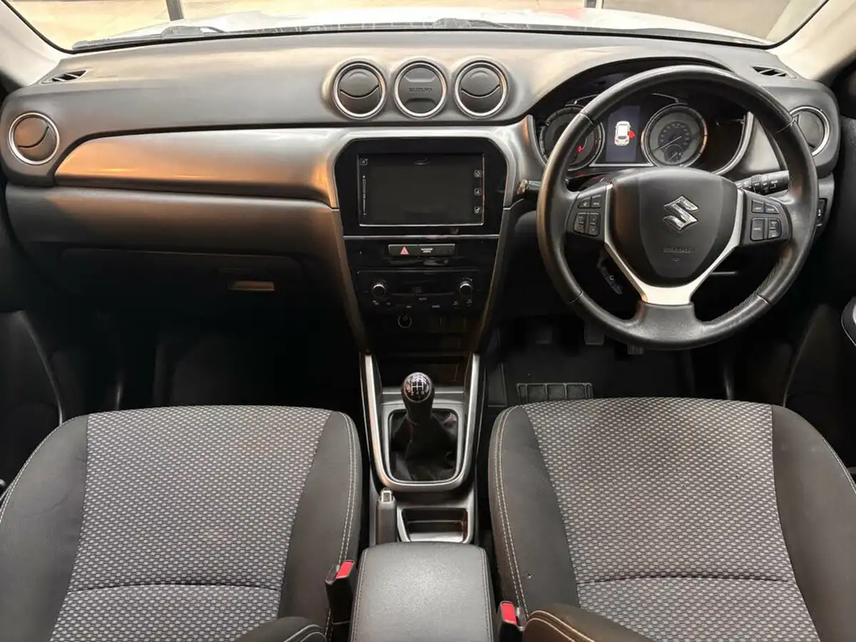 2018-suzuki-vitara-10-boosterjet-sz-t-big-11