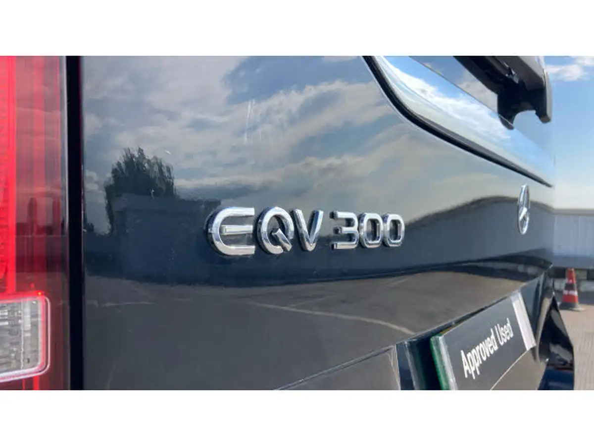2021-mercedes-benz-eqv-e-eqv-300-sport-premium-big-25