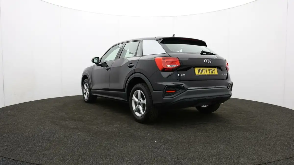 2022-audi-q2-10-30-tfsi-technik-big-78