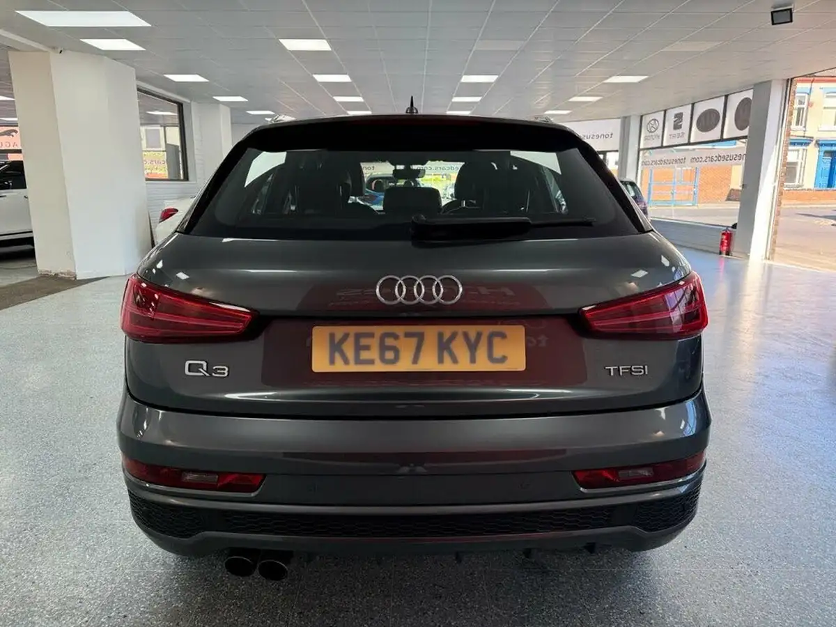 2017-audi-q3-14-tfsi-s-line-edition-big-12
