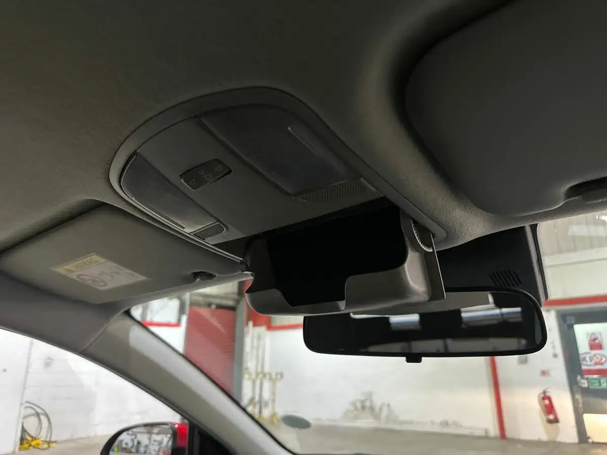 2022-kia-rio-10-t-gdi-2-big-42