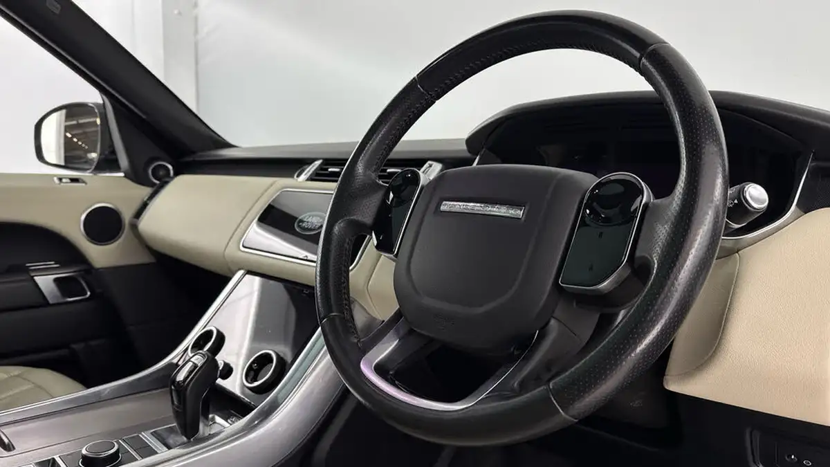 2019-land-rover-range-rover-sport-20si4-hse-big-8