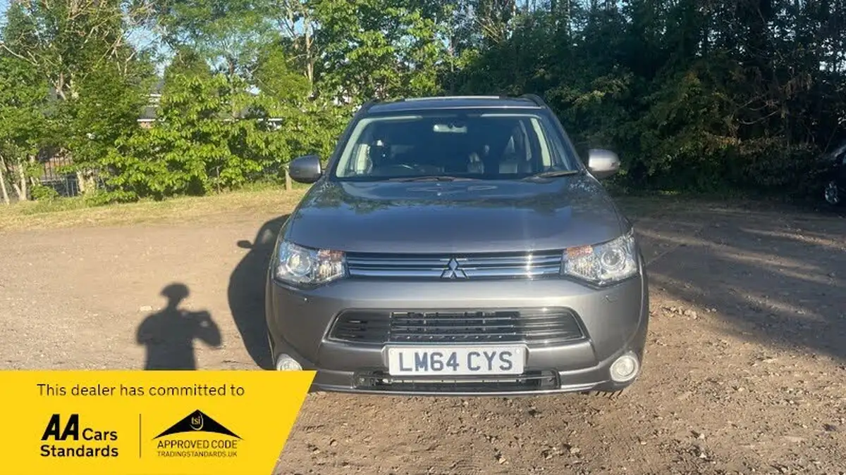 2014-mitsubishi-outlander-20-gx4h-big-1