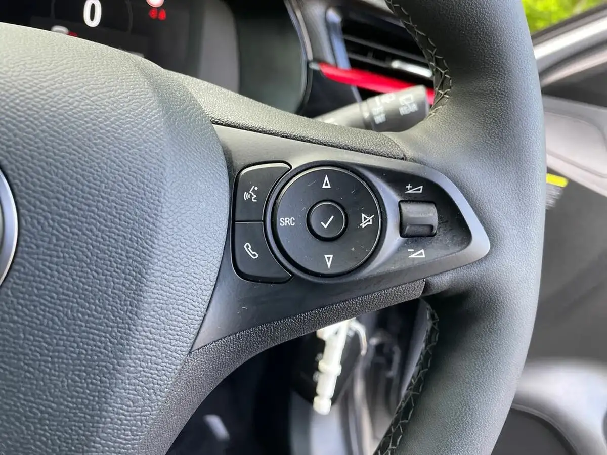 2023-vauxhall-corsa-12-turbo-gs-100ps-big-16