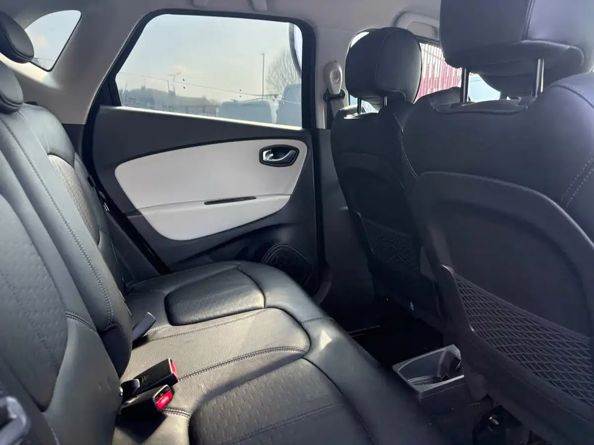 2018-renault-captur-09-tce-gt-line-big-16