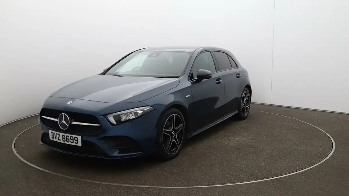 2022-mercedes-benz-a-class-13-a200-amg-line-edition-executive-hatchback-5d-big-36