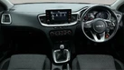 2022-kia-xceed-10-t-gdi-2-small-13