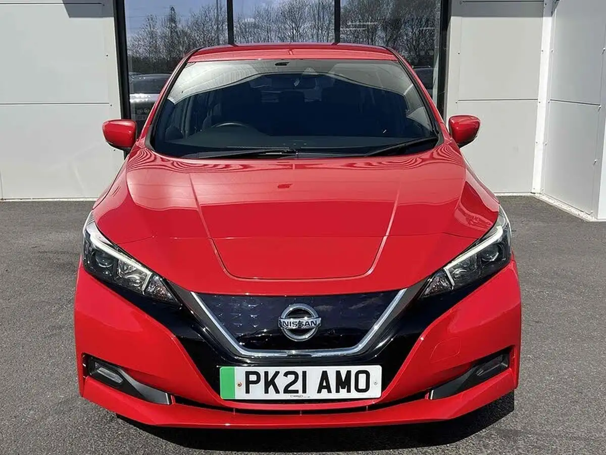 2021-nissan-leaf-e-acenta-big-2