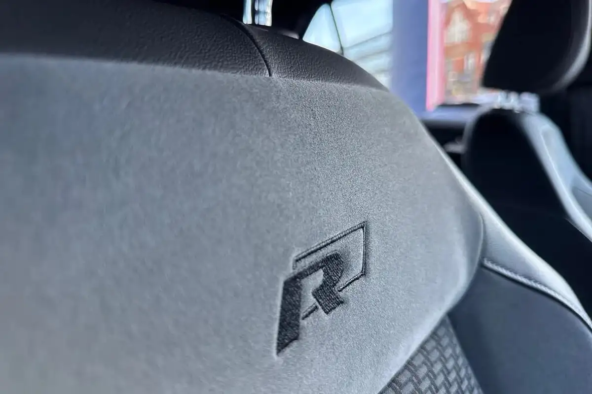 2019-volkswagen-t-roc-15-tsi-r-line-dsg-big-37
