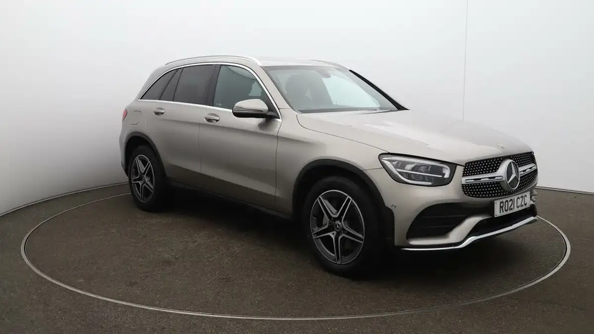 2021-mercedes-benz-glc-class-20d-glc220d-amg-line-station-wagon-5d-1950cc-4matic-plus-big-43