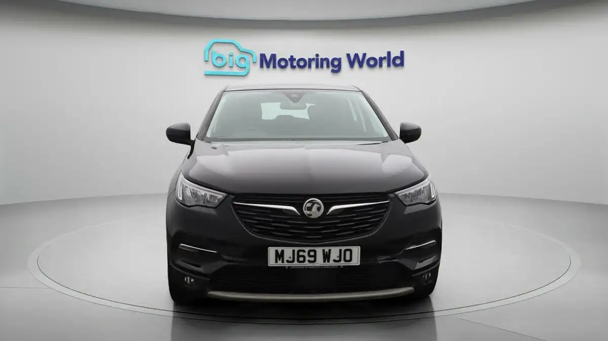 2019-vauxhall-grandland-x-12-elite-nav-ss-auto-big-2