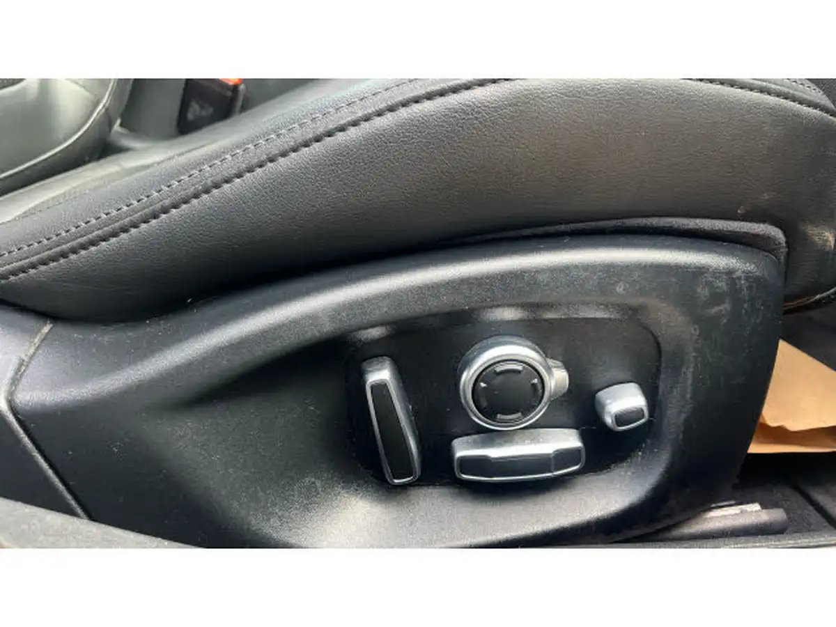 2017-jaguar-xe-20d-portfolio-180ps-ss-1999cc-auto-big-40