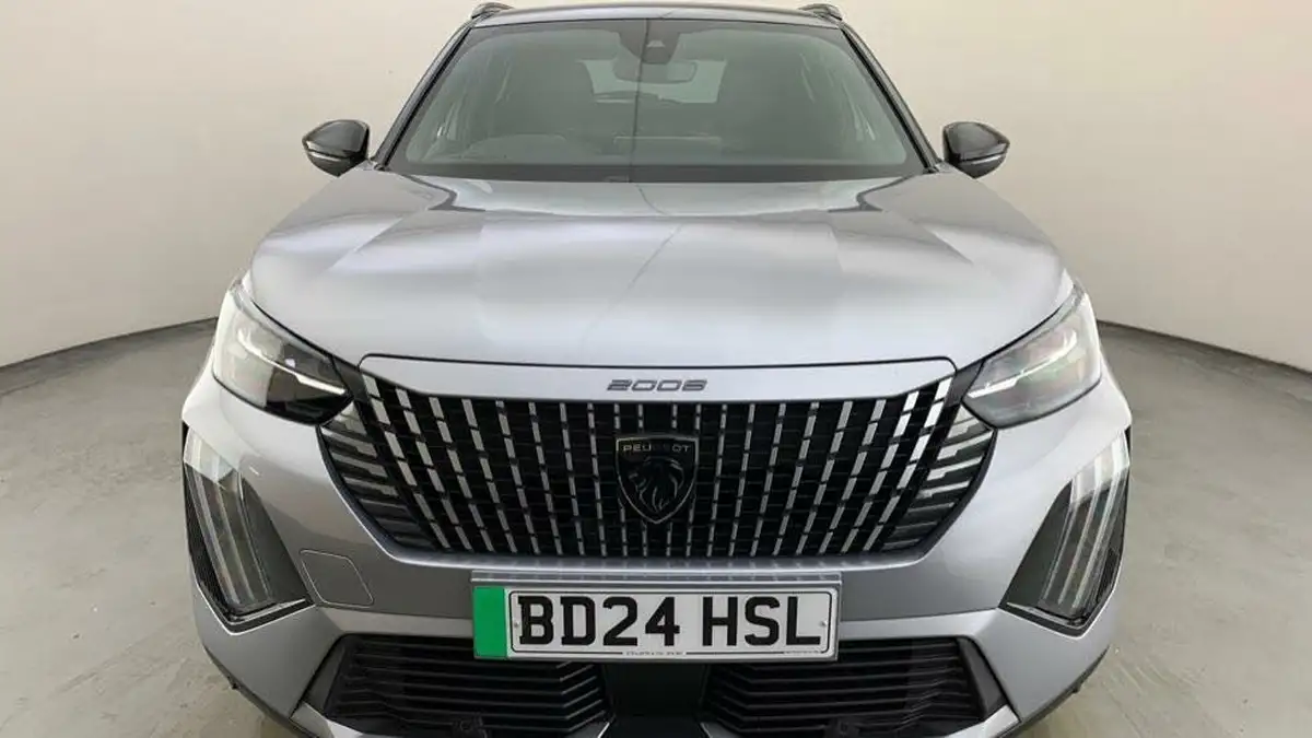 2024-peugeot-2008-suv-e-gt-136ps-50kwh-big-37