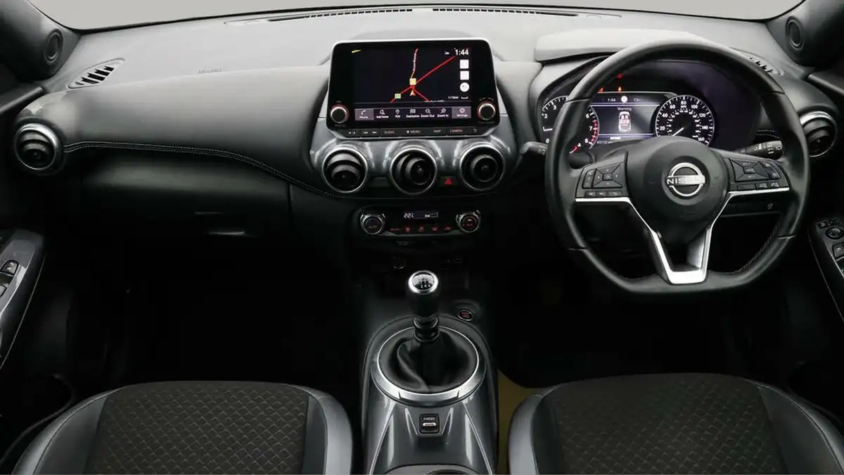 2023-nissan-juke-10-dig-t-n-connecta-big-12